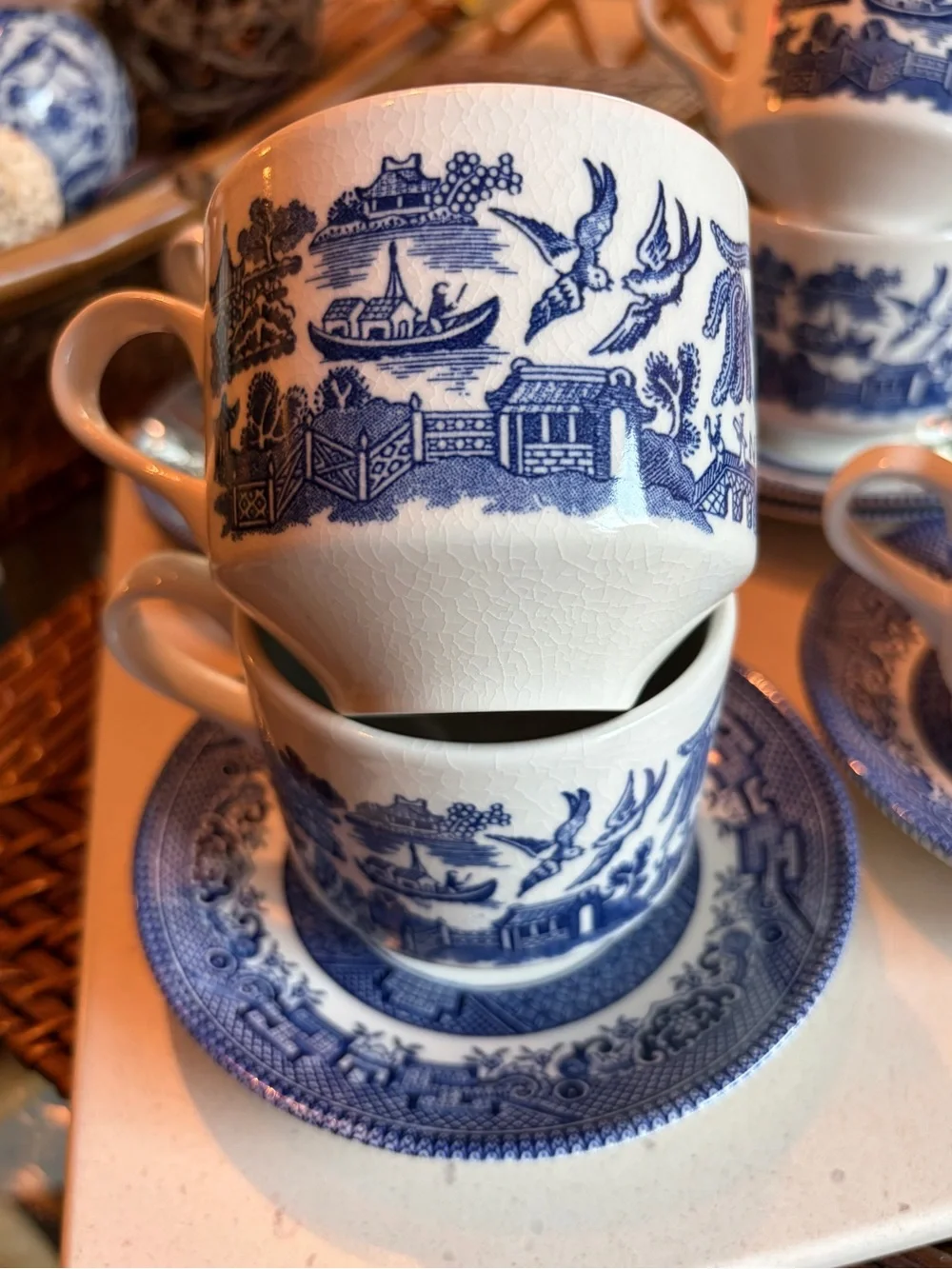 (6) Blue Willow Porcelain Tea Cup & Saucer Set - Blue & White - no chips/cracks